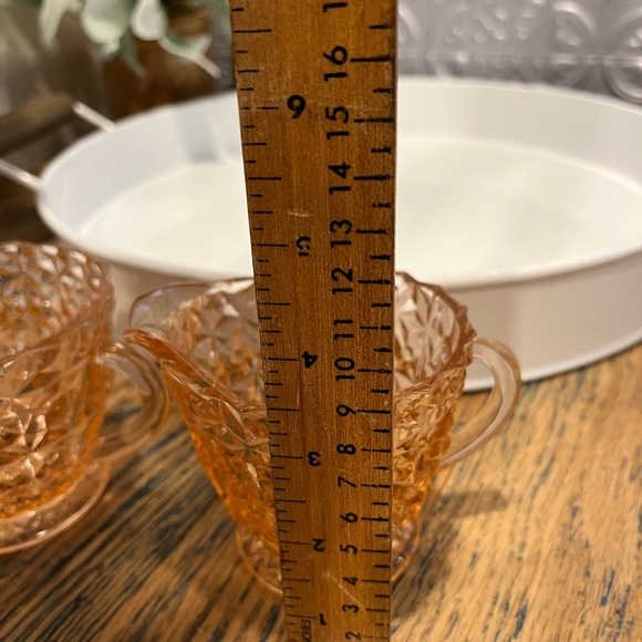 🩷 Beautiful vintage pink depression glass cream and sugar set - Picture 8 of 10